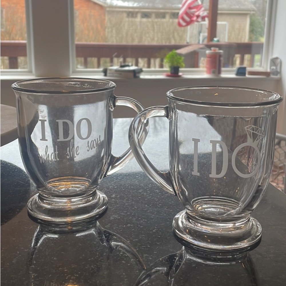 His and hers glass coffee mugs
